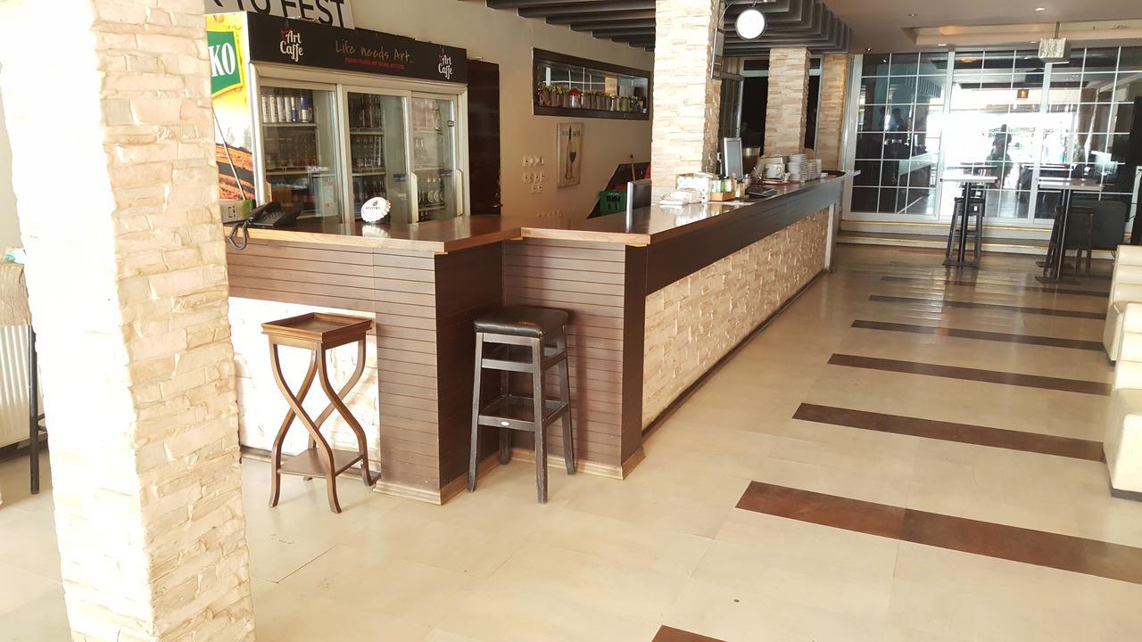 Art Theatre Caffe Hotel Struga Esterno foto